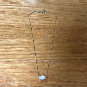 Kendra Scott Eliza Gold Pendant Necklace